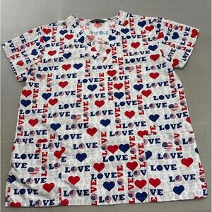 Cassandra O Women's Large White Patriotic LOVE Print Scrub‎